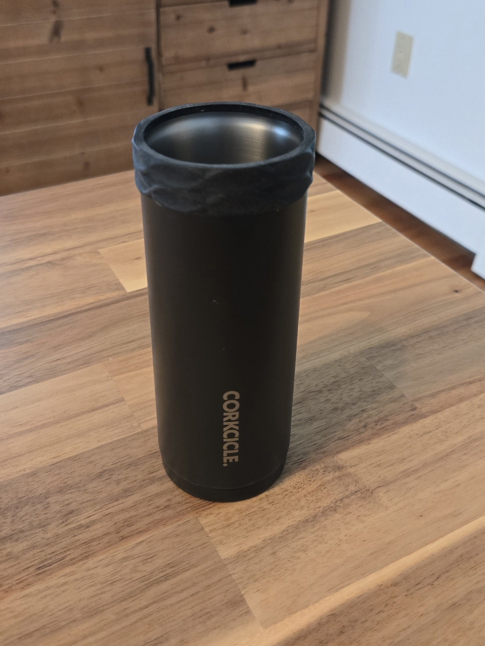 NEW Corkcicle Black Slim Artican